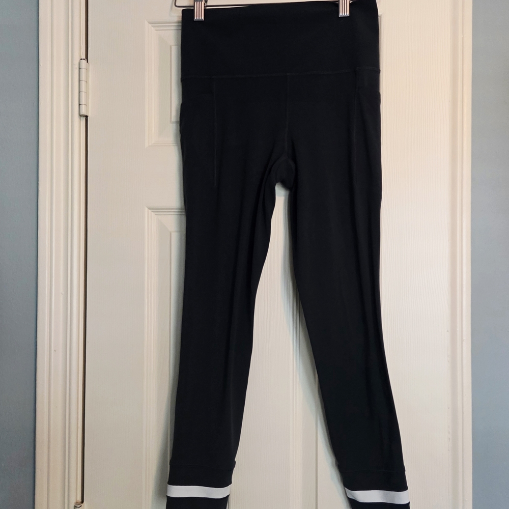 Athleta Dark Green and White Leggings 7/8 Regular Length Size SMALL